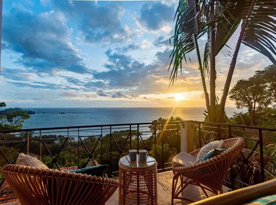 Villa Amor Del Mar With Breathtaking View Of Ocean & Jungle Dominical Exterior foto